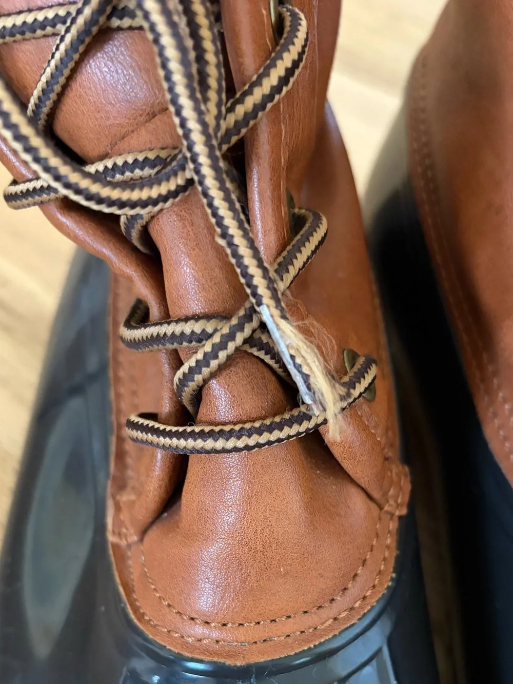 Duck Boots “Arianna“ Brown/Black Classic Waterproof Lace-Up Boots. Size 7M